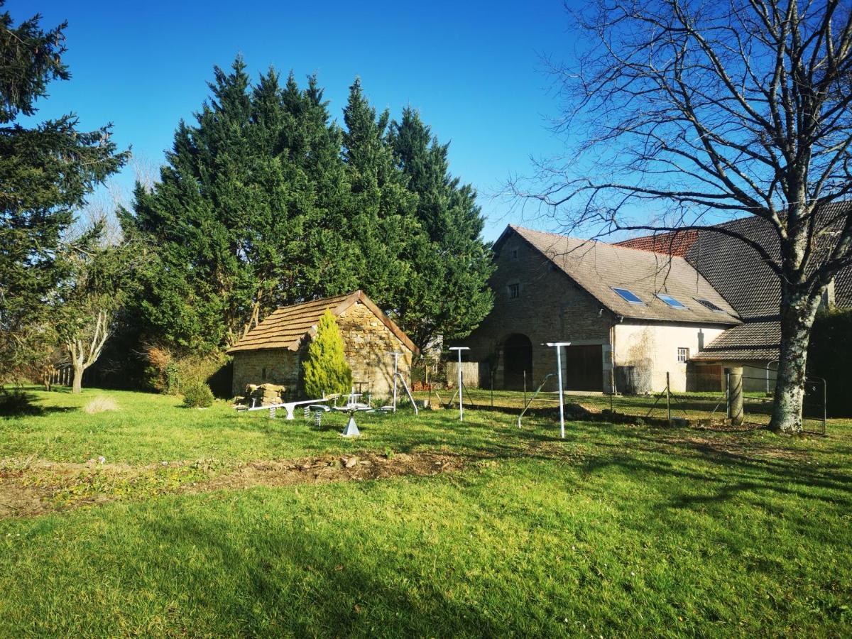 Domaine De L'Esperance, Chambre Rose Bed and Breakfast Bersaillin Exterior foto